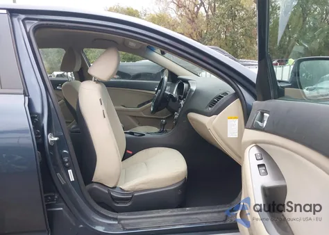 2015 Kia Optima Hybrid z USA, uszkodzony, nr VIN KNAGM4AD3F5077840